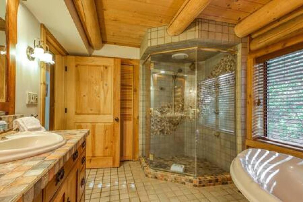 Eagles Nest - Natural Log Cabin With Guest House Idyllwild Zewnętrze zdjęcie